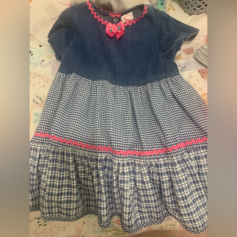 Girls size 5 bundle with Buster Brown, Nike, and Lil 66